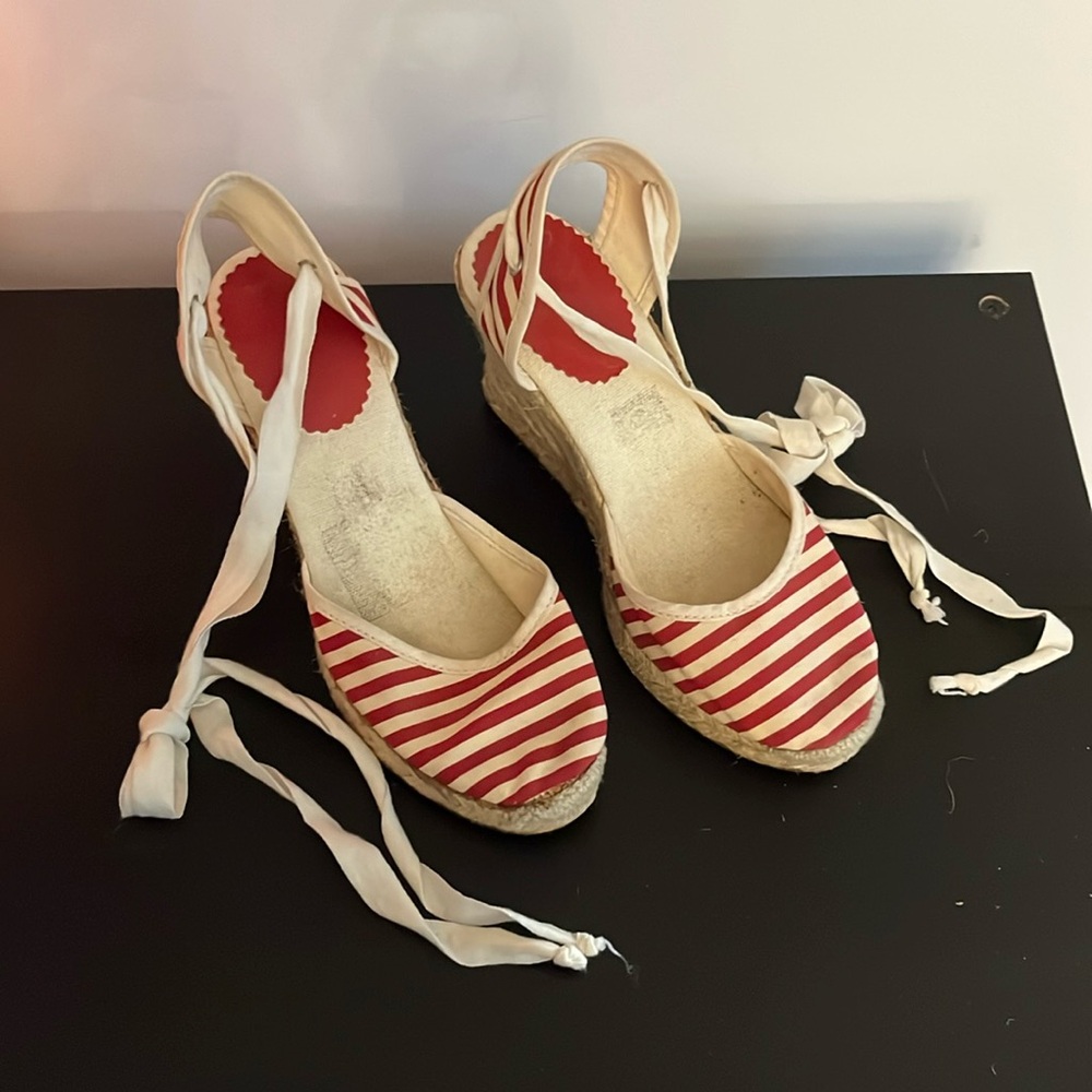 Ladies candy striped red and white espadrilles, size 37